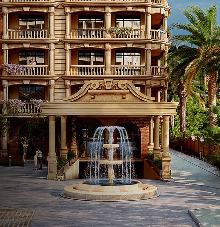 Grand Life. WorldHotels Luxury